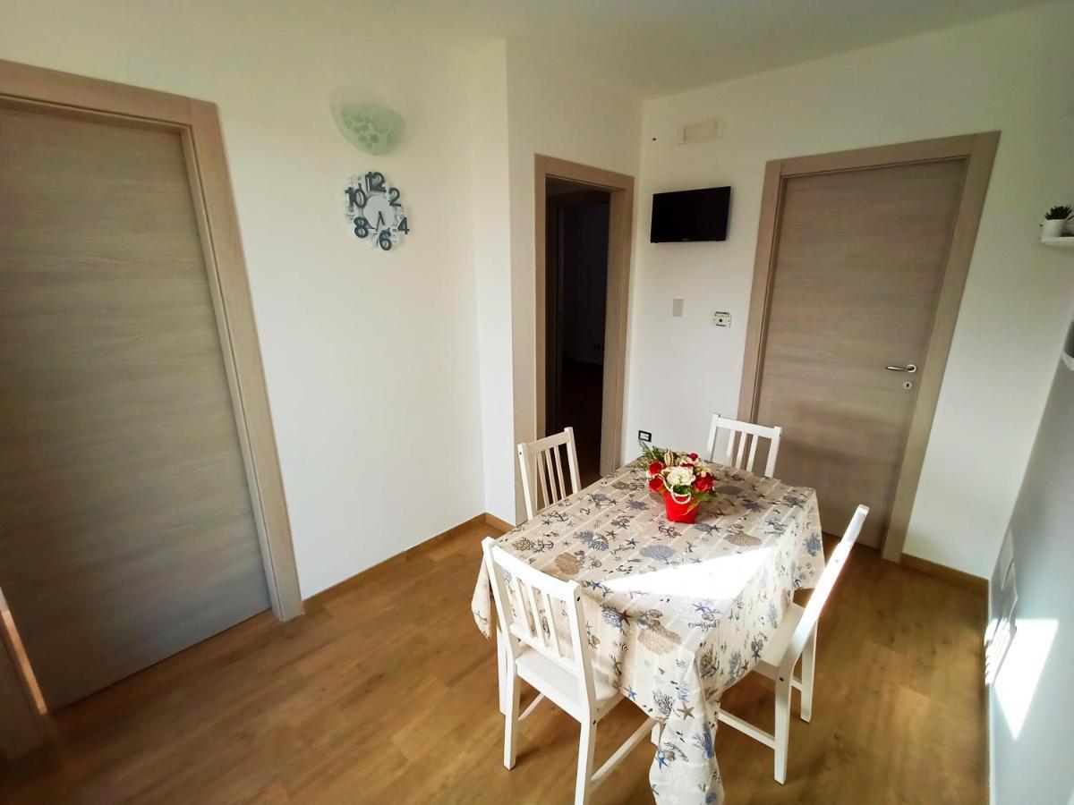 La Terrazza Di Fabrizio 5 Minuti Dal Mare Villa Andrano Buitenkant foto
